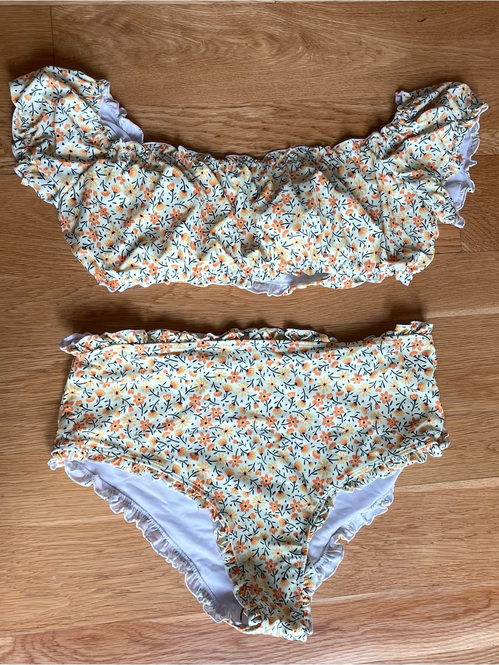 SHEIN Yellow Floral Ruffle Bikini Set - Picture 9 of 10
